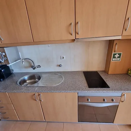 Apartament Junto A Com Piscina. *
