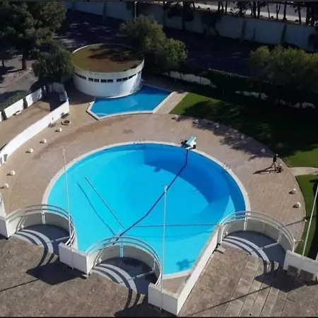 Junto A Com Piscina. *