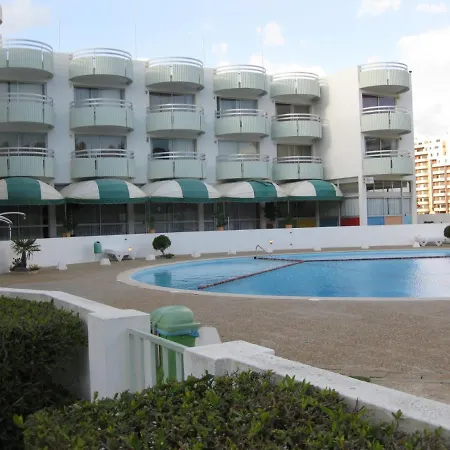 Junto A Com Piscina. Apartman Portimão